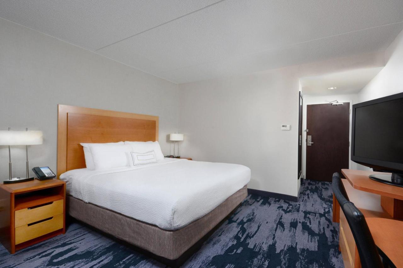 Fairfield Inn & Suites By Marriott Charlottesville North Экстерьер фото