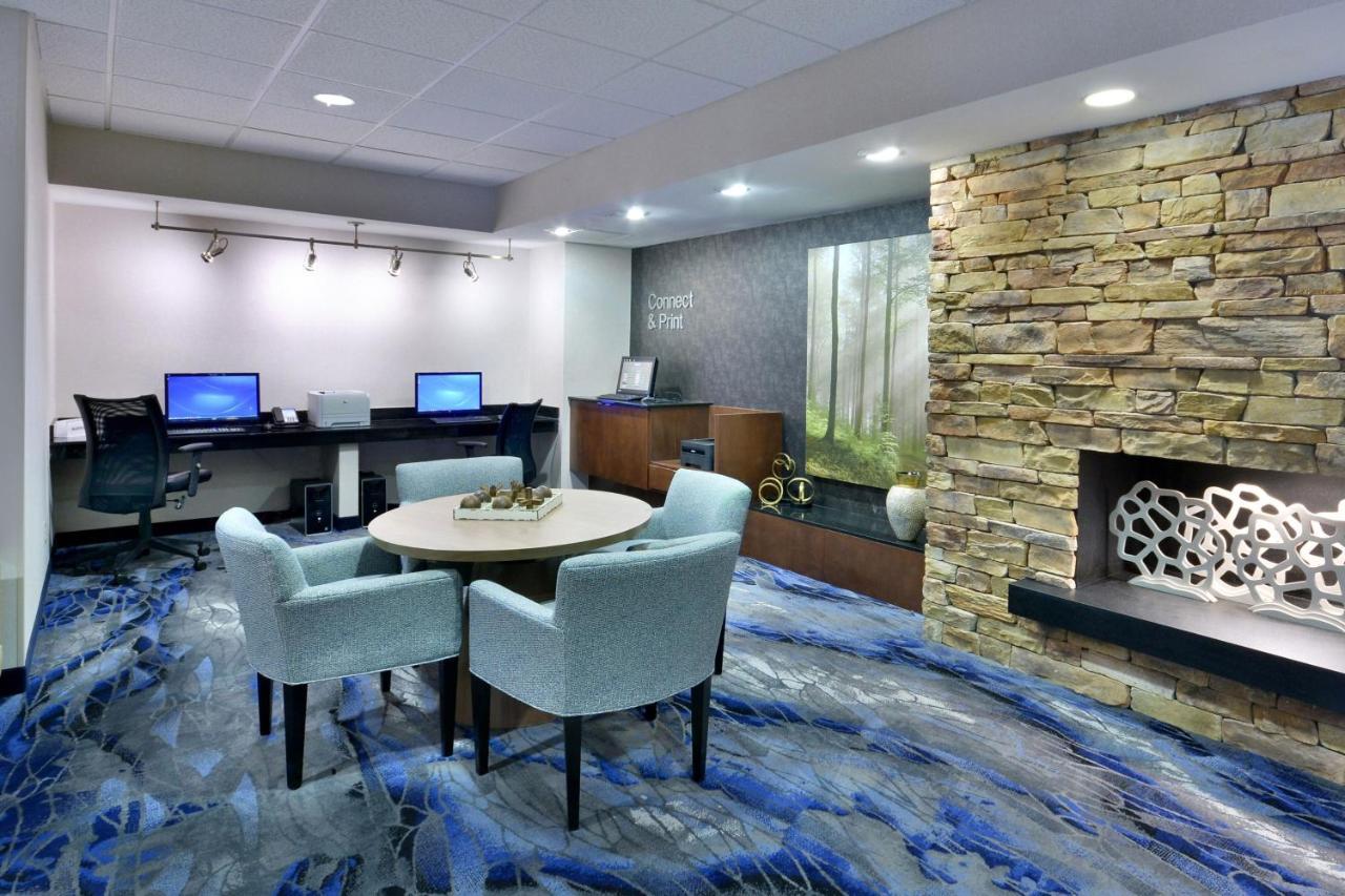 Fairfield Inn & Suites By Marriott Charlottesville North Экстерьер фото
