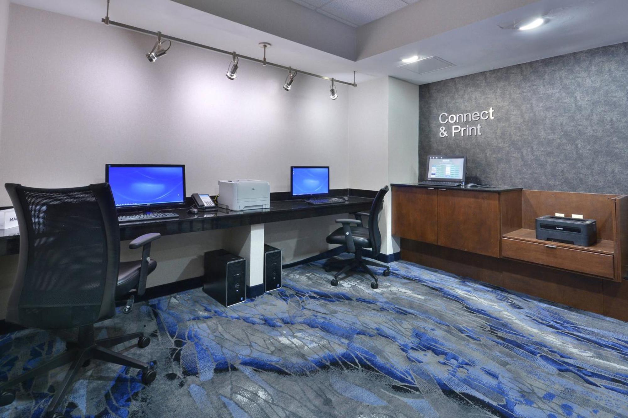 Fairfield Inn & Suites By Marriott Charlottesville North Экстерьер фото